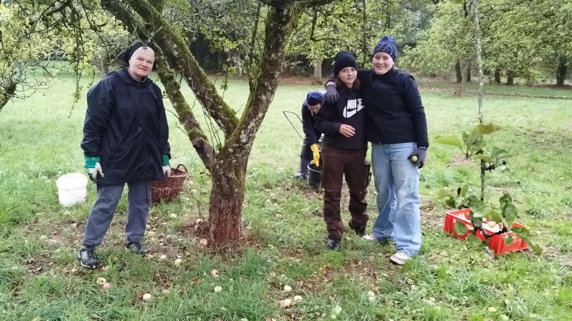 Projekt der Firmlinge im Karmel Waldfrieden